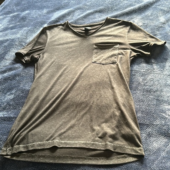 All Sz Sm soft and sexy American Eagle, H&M short sleeve V-neck T-shirt - Picture 5 of 12